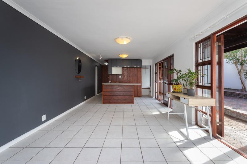 5 Bedroom Property for Sale in Beach Estate Western Cape